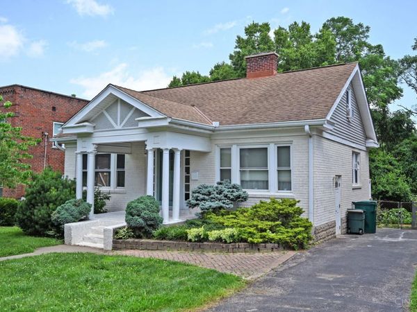 5830 Woodmont Avenue, Cincinnati, OH 45213