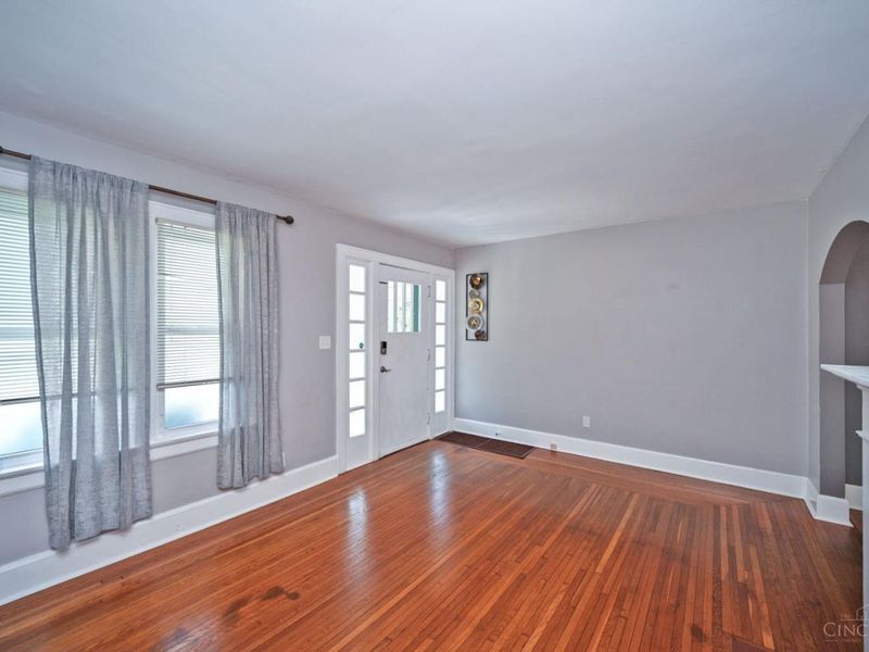 5830 Woodmont Avenue, Cincinnati, OH 45213 Photo 11