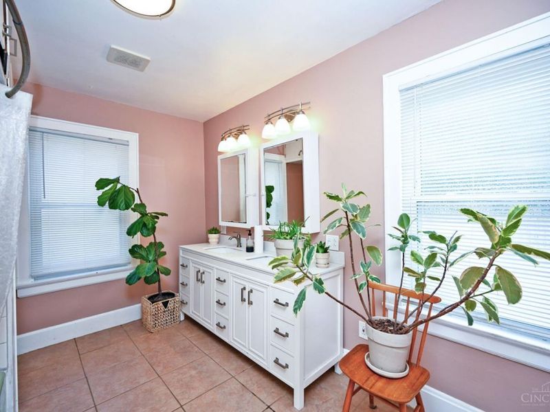 5830 Woodmont Avenue, Cincinnati, OH 45213 Photo 27