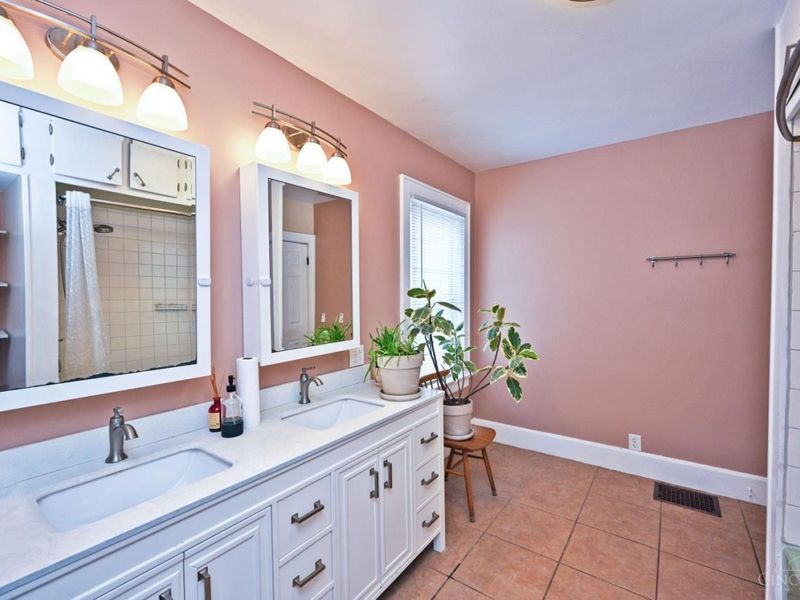 5830 Woodmont Avenue, Cincinnati, OH 45213 Photo 31