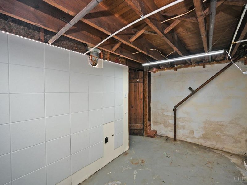 5830 Woodmont Avenue, Cincinnati, OH 45213 Photo 43