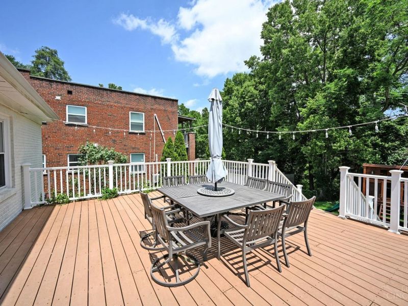 5830 Woodmont Avenue, Cincinnati, OH 45213 Photo 45