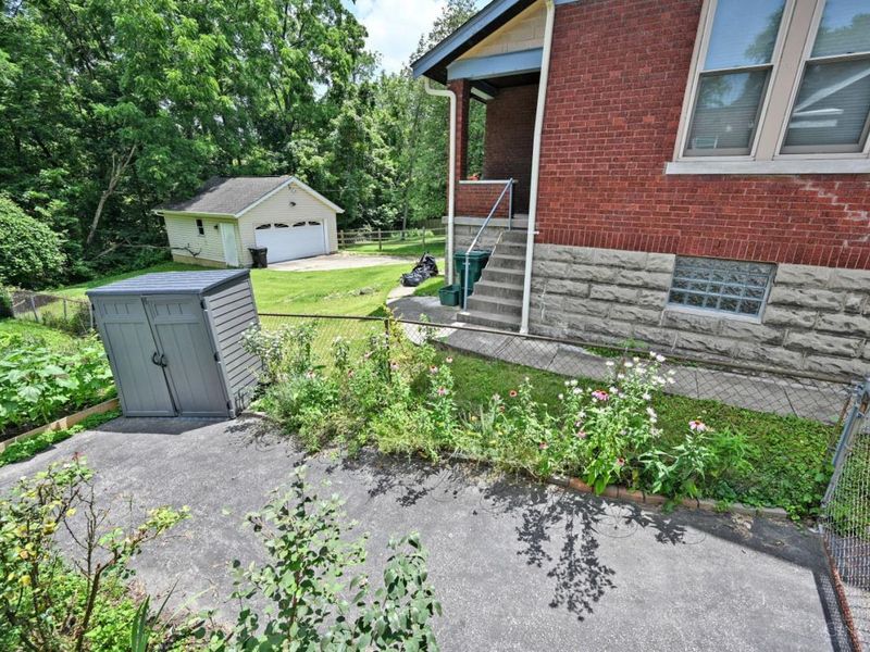 5830 Woodmont Avenue, Cincinnati, OH 45213 Photo 52
