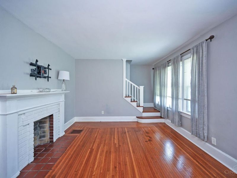 5830 Woodmont Avenue, Cincinnati, OH 45213 Photo 6