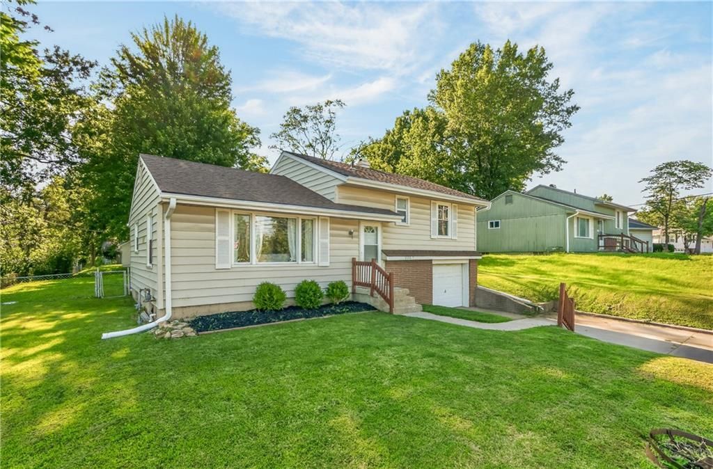 4148 N Brighton Avenue, Kansas City, MO 64117 Main Photo
