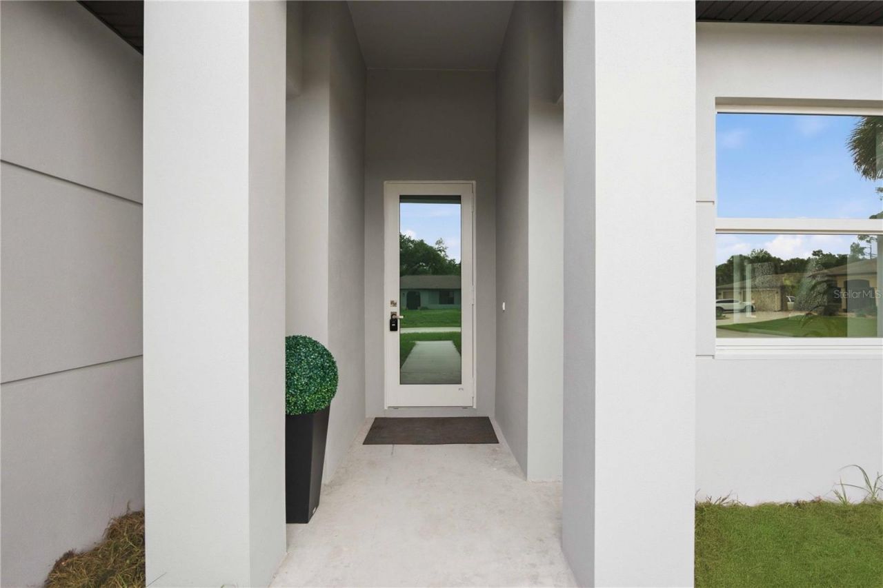 16213 Cashmere Avenue, Port Charlotte, FL 33954 Photo