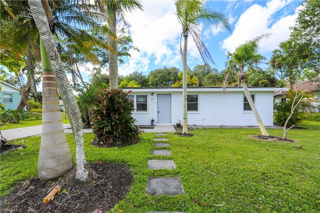 159 5th St , Naples, FL 34113 Photo