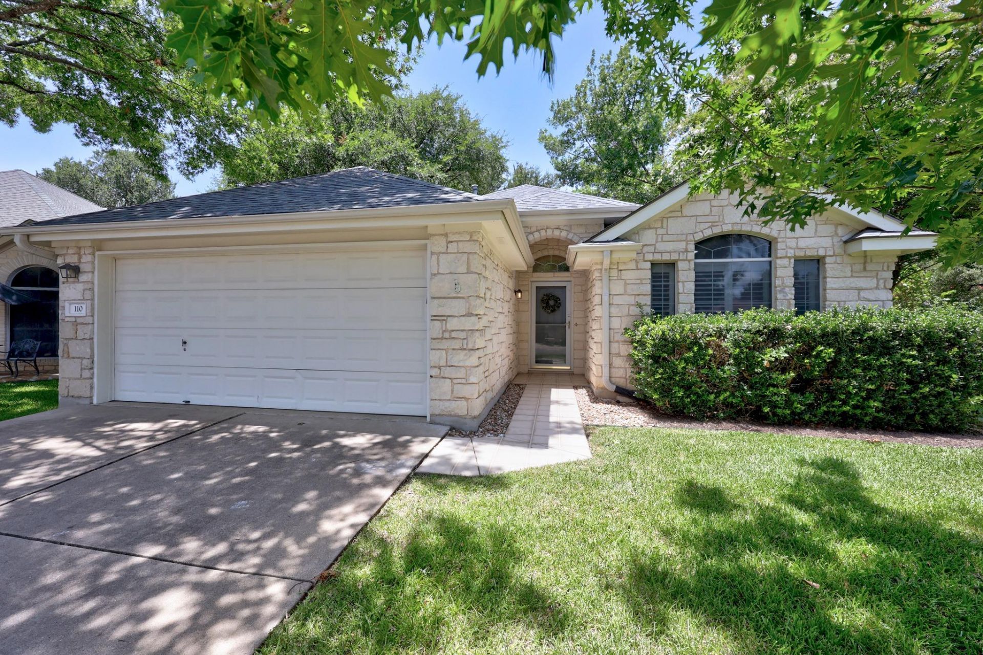110 Village Dr, Georgetown, TX 78628 Main Photo