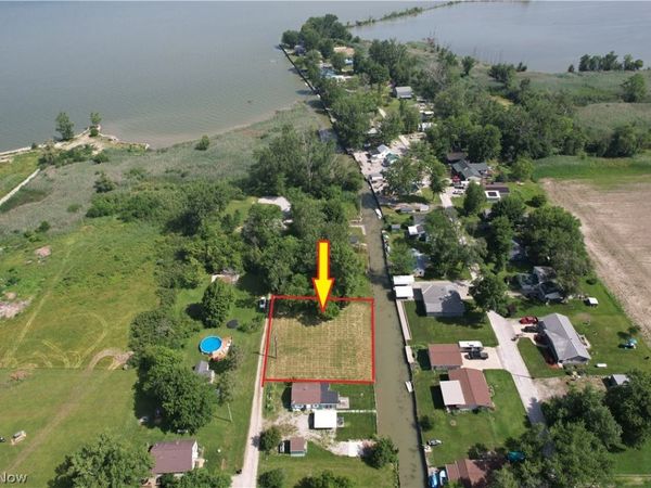 12 Harding Avenue , Vickery, OH 43464