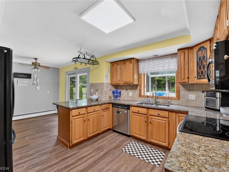 8897 Hillcrest Drive, Westfield Center, OH 44251 Photo 10