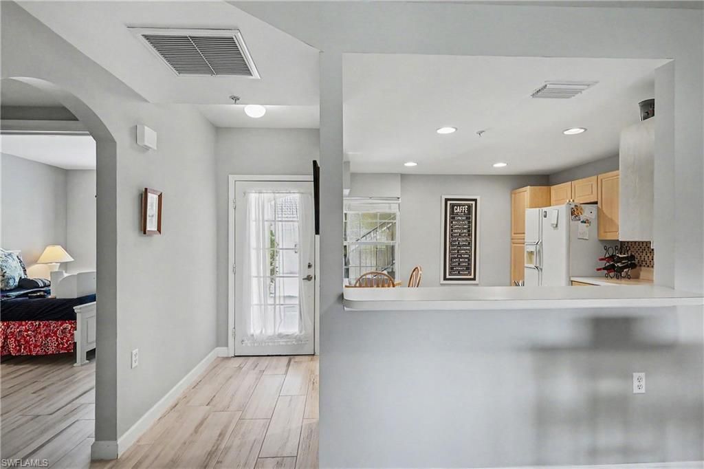 3031 Horizon Ln, Unit 2303, Naples, FL 34109 Photo