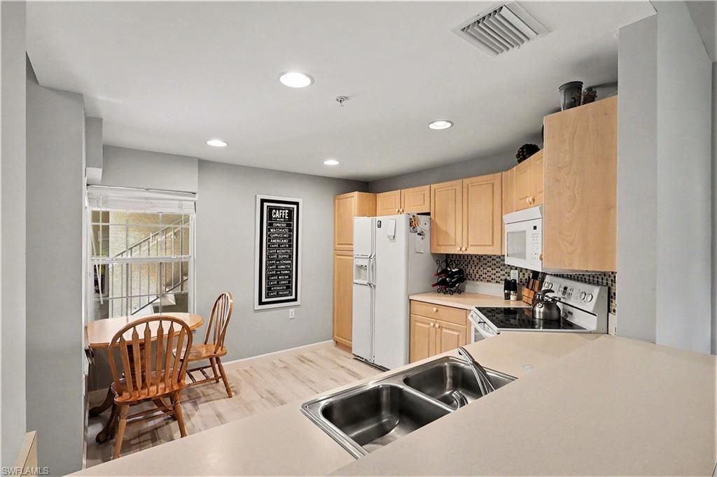 3031 Horizon Ln, Unit 2303, Naples, FL 34109 Photo