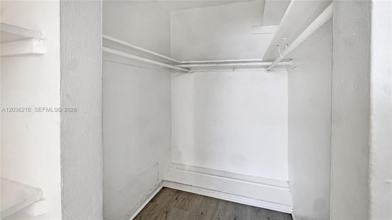 7717 Byron Ave, Unit 12, Miami Beach, FL 33141 Photo