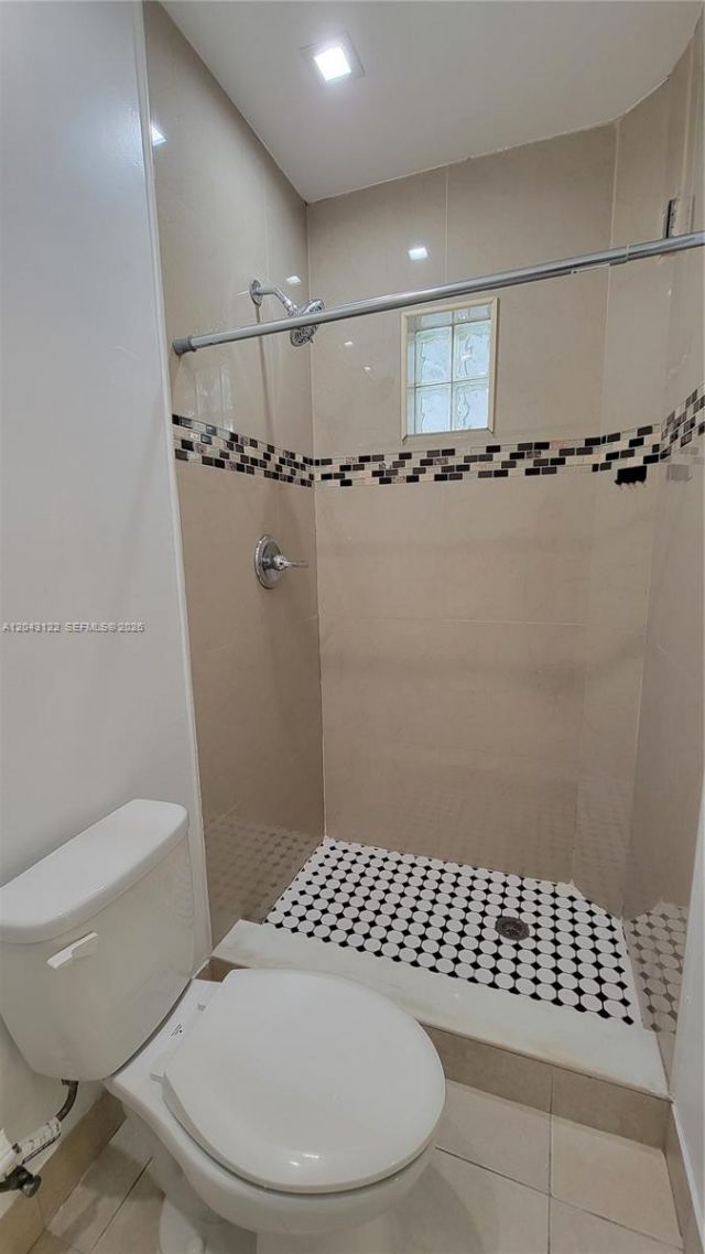 14200 NE 15th Ave , Unit B, North Miami, FL 33161 Photo