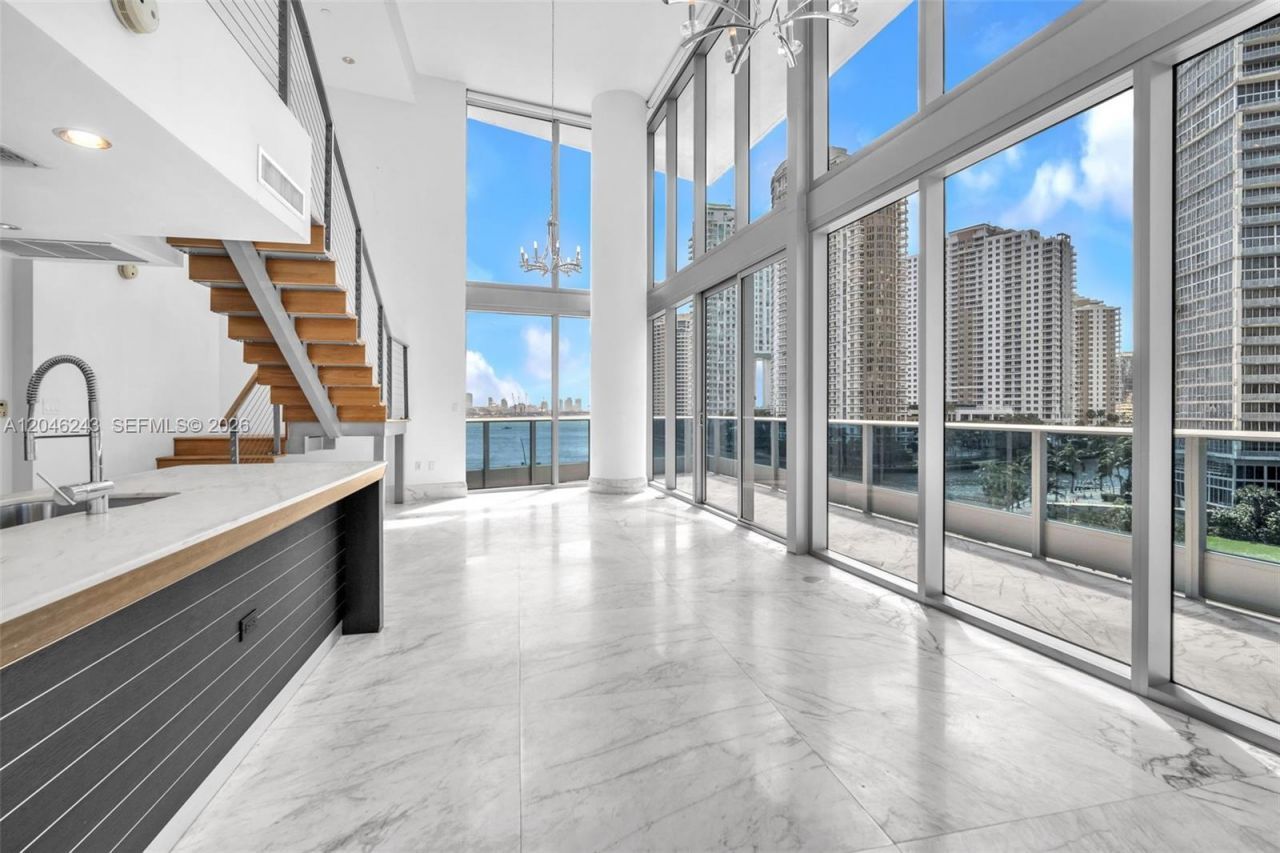 200 Biscayne Boulevard Way , Unit 509, Miami, FL 33131 Photo