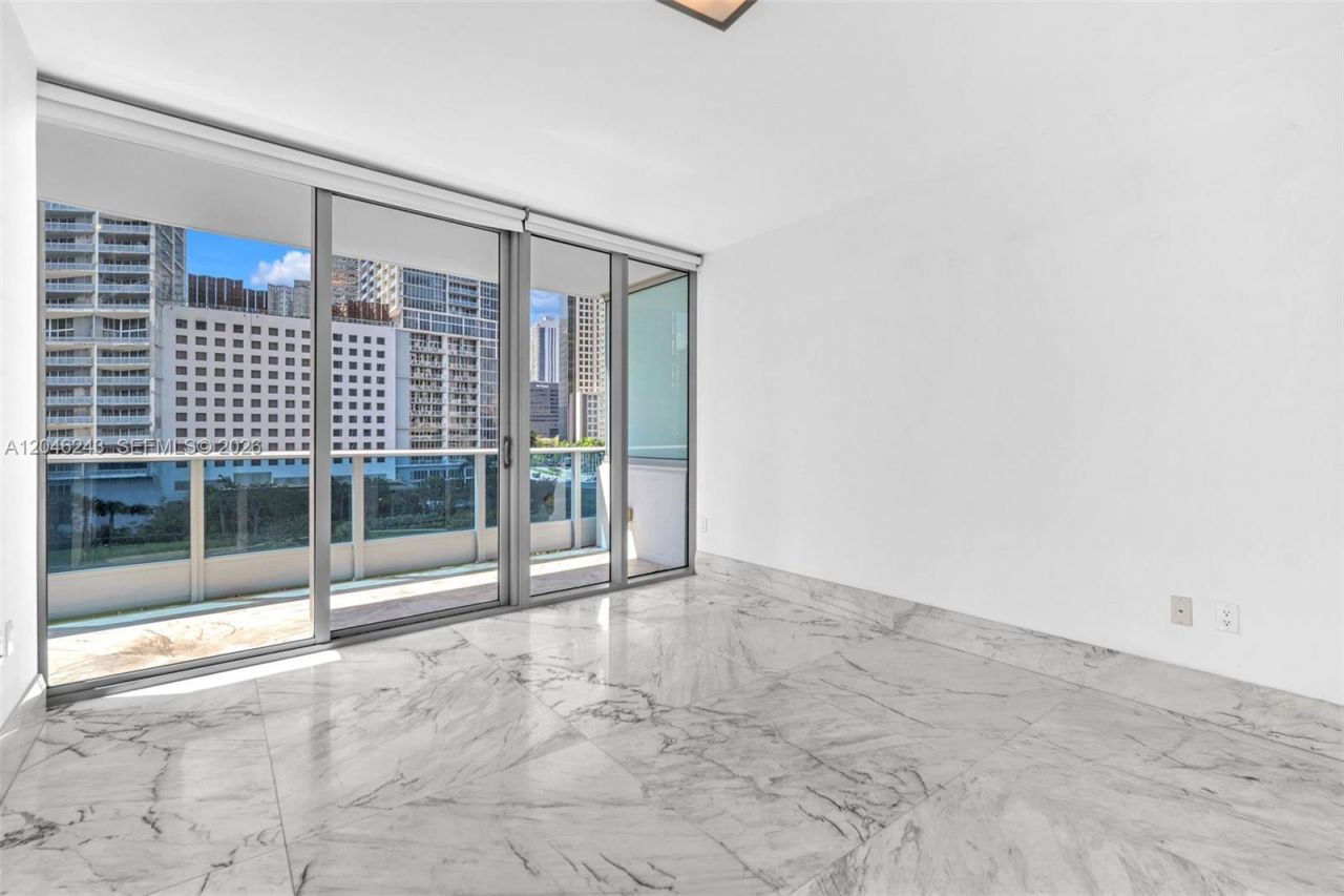 200 Biscayne Boulevard Way , Unit 509, Miami, FL 33131 Photo