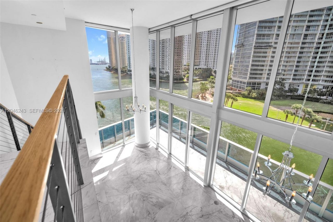 200 Biscayne Boulevard Way , Unit 509, Miami, FL 33131 Photo