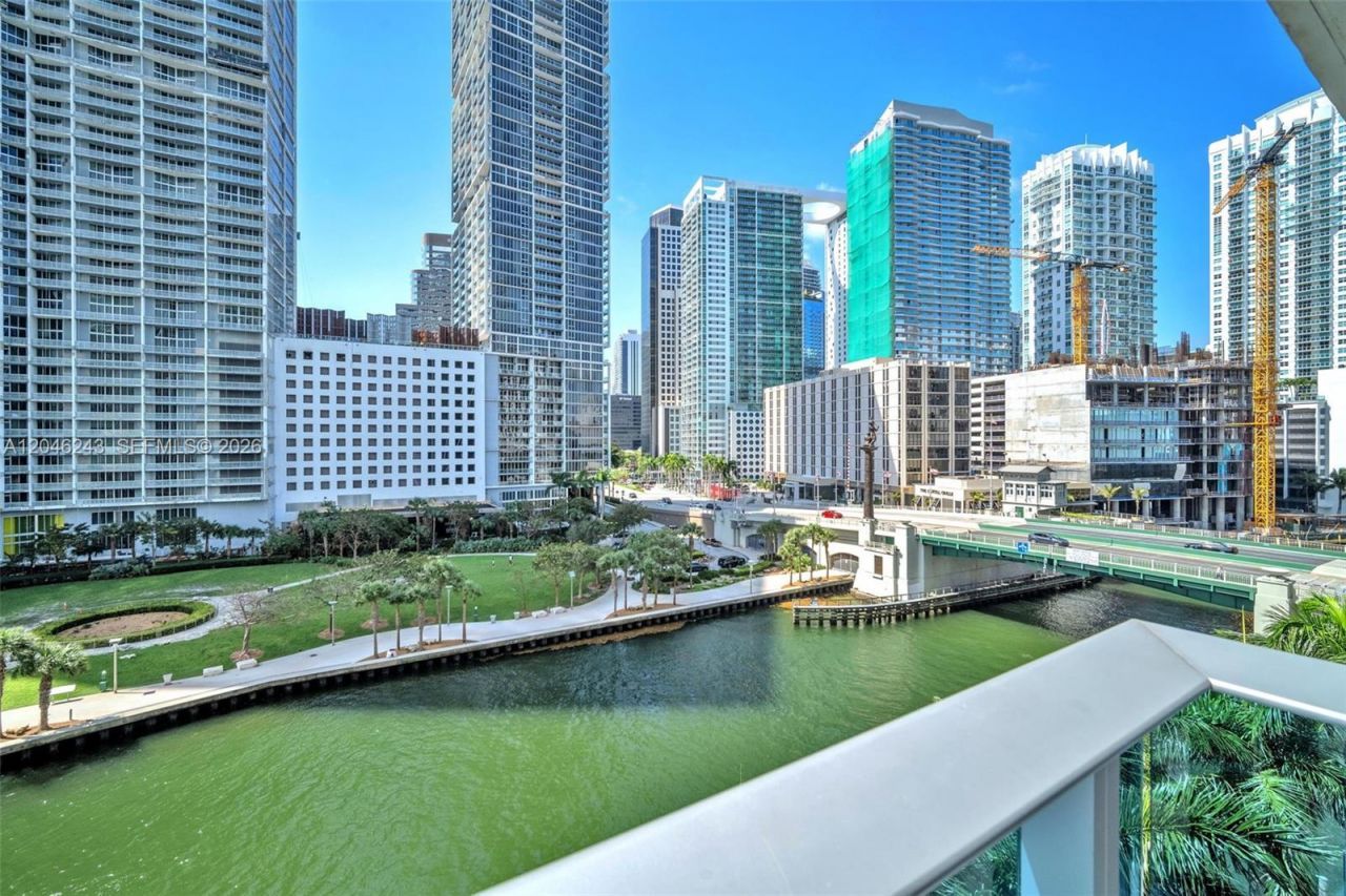 200 Biscayne Boulevard Way , Unit 509, Miami, FL 33131 Photo