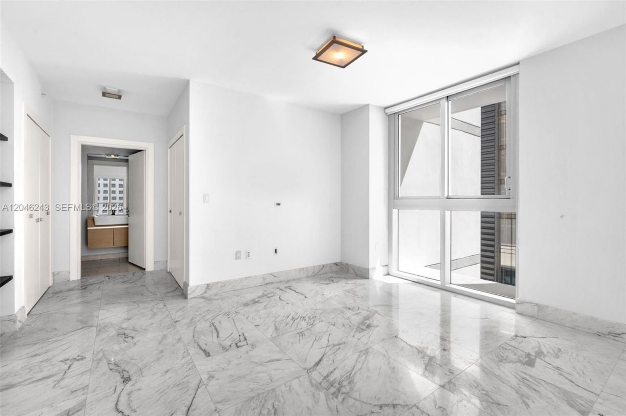 200 Biscayne Boulevard Way , Unit 509, Miami, FL 33131 Photo