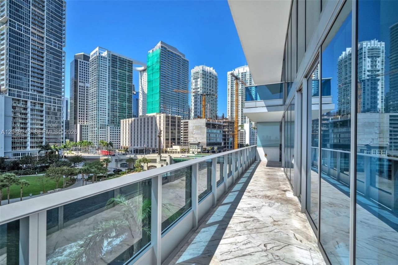 200 Biscayne Boulevard Way , Unit 509, Miami, FL 33131 Photo