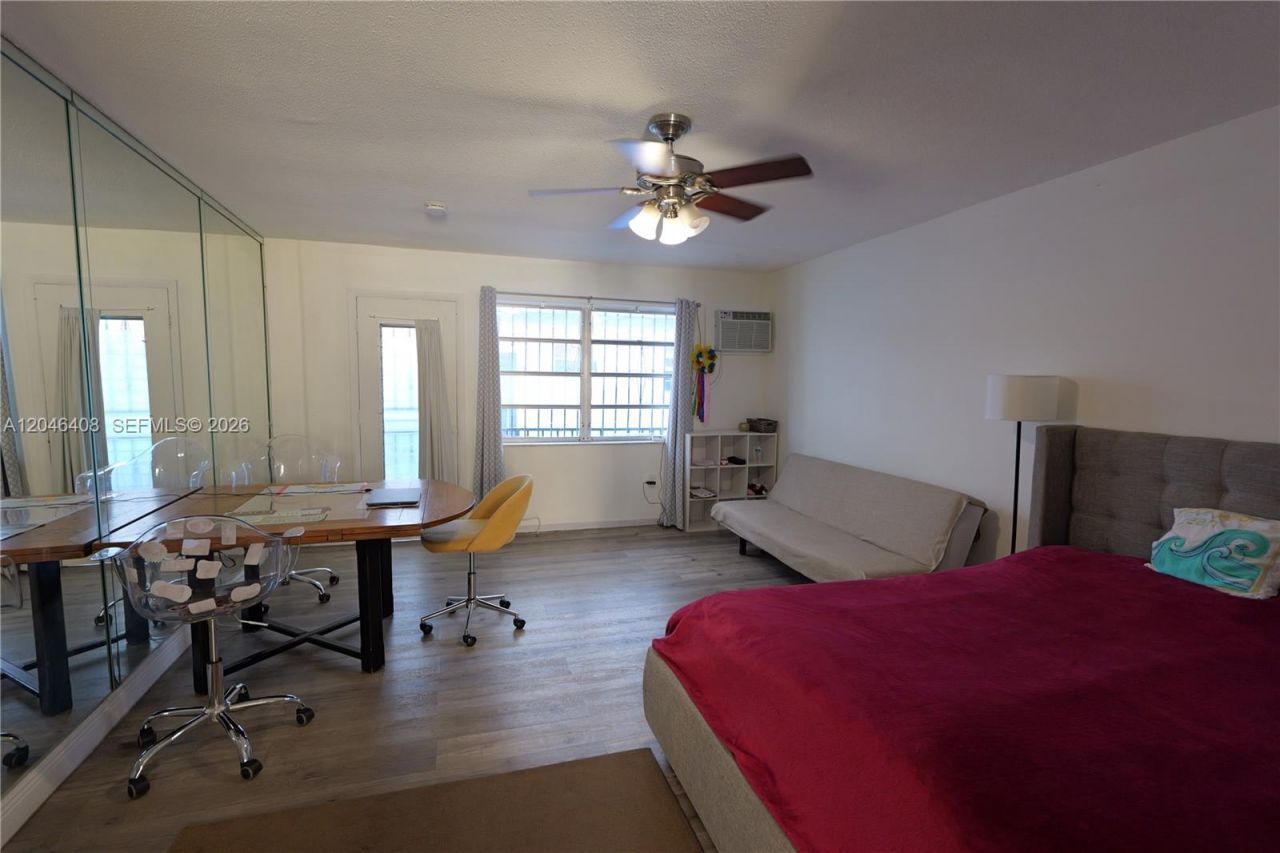 1245 Pennsylvania Ave, Unit 8, Miami Beach, FL 33139 Photo