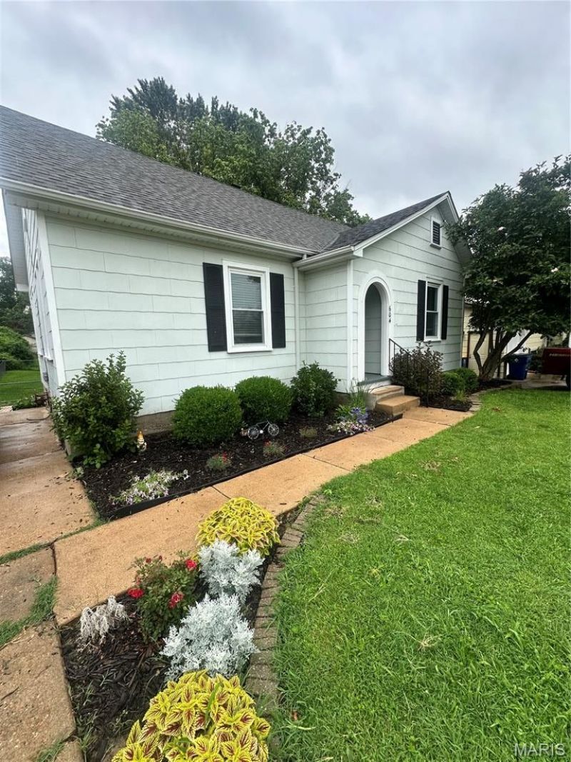 604 Madison Avenue , Washington, MO 63090 Main Photo