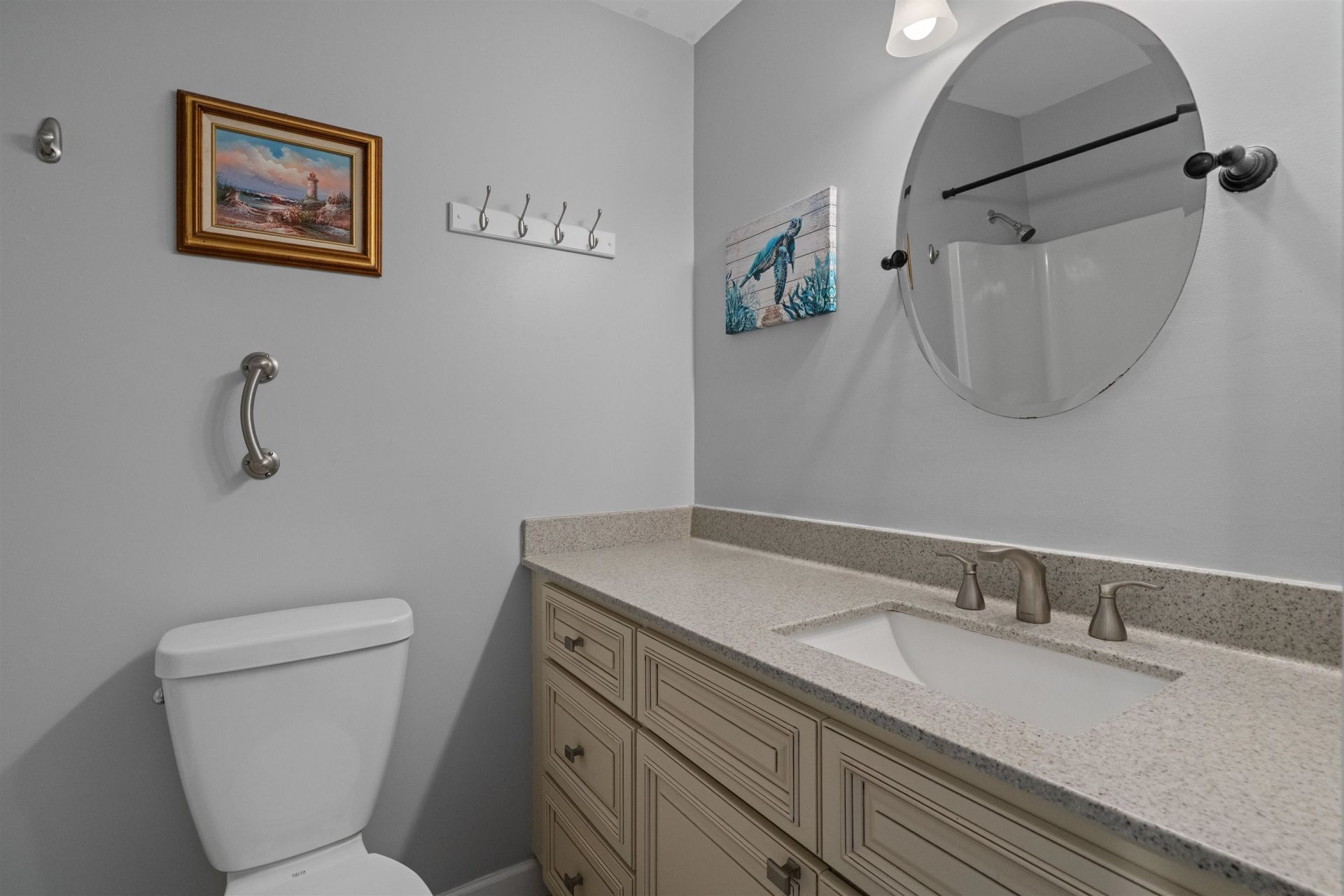 1890 Colony Dr. Photo 10