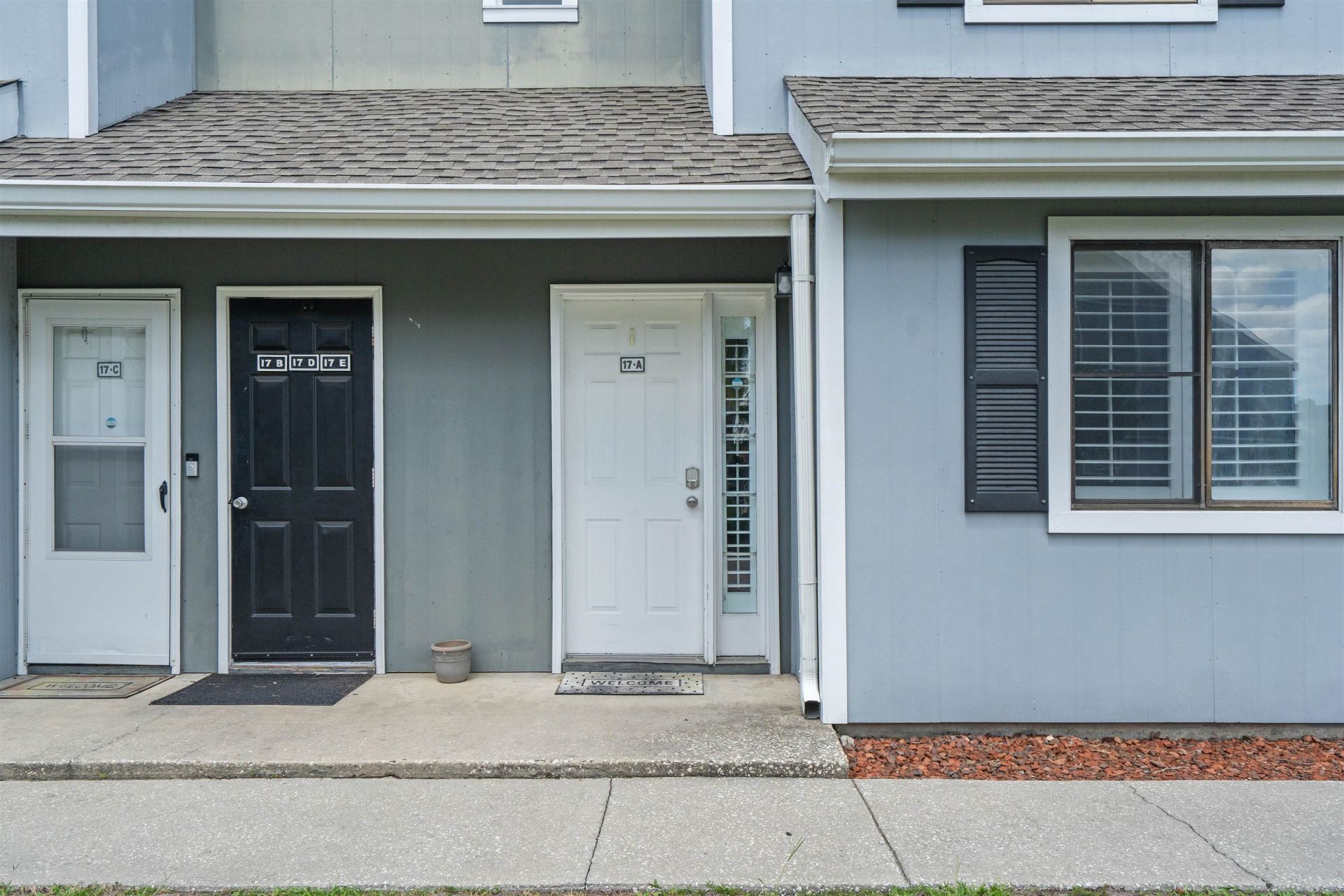 1890 Colony Dr. Photo 3
