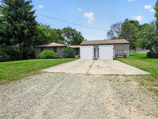 16658 Eunice Street, East Lansing, MI 48823