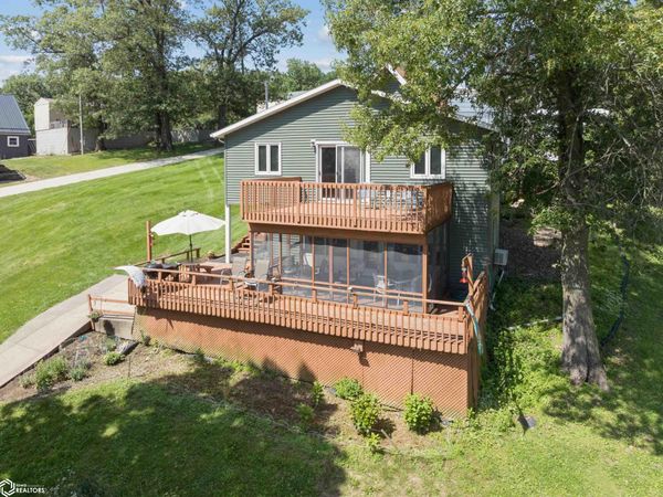 111 Elm Road, Montezuma, IA 50171