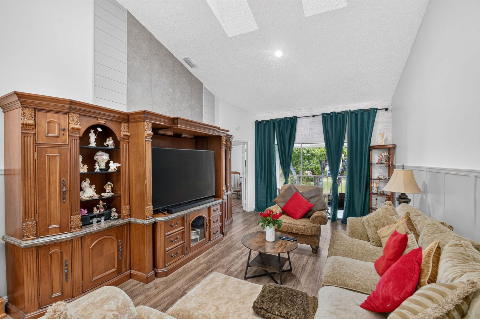 907 Harbour Pointe Way, Greenacres, FL 33413 Photo