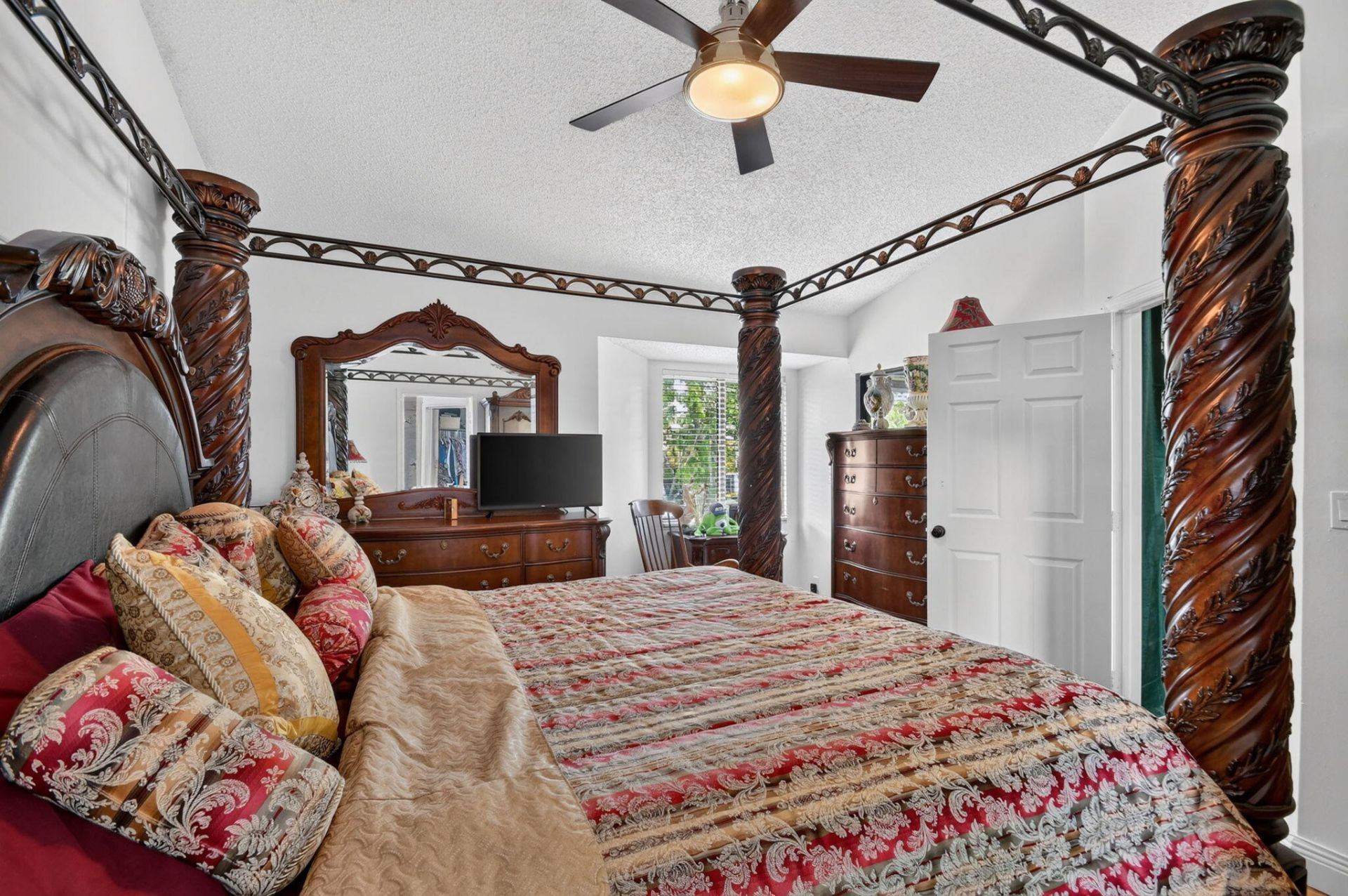 907 Harbour Pointe Way, Greenacres, FL 33413 Photo
