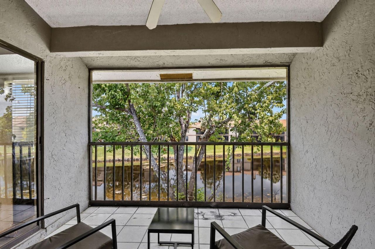 907 Harbour Pointe Way, Greenacres, FL 33413 Photo