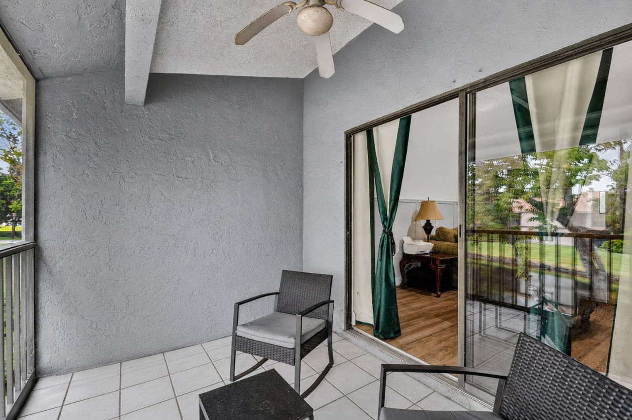 907 Harbour Pointe Way, Greenacres, FL 33413 Photo