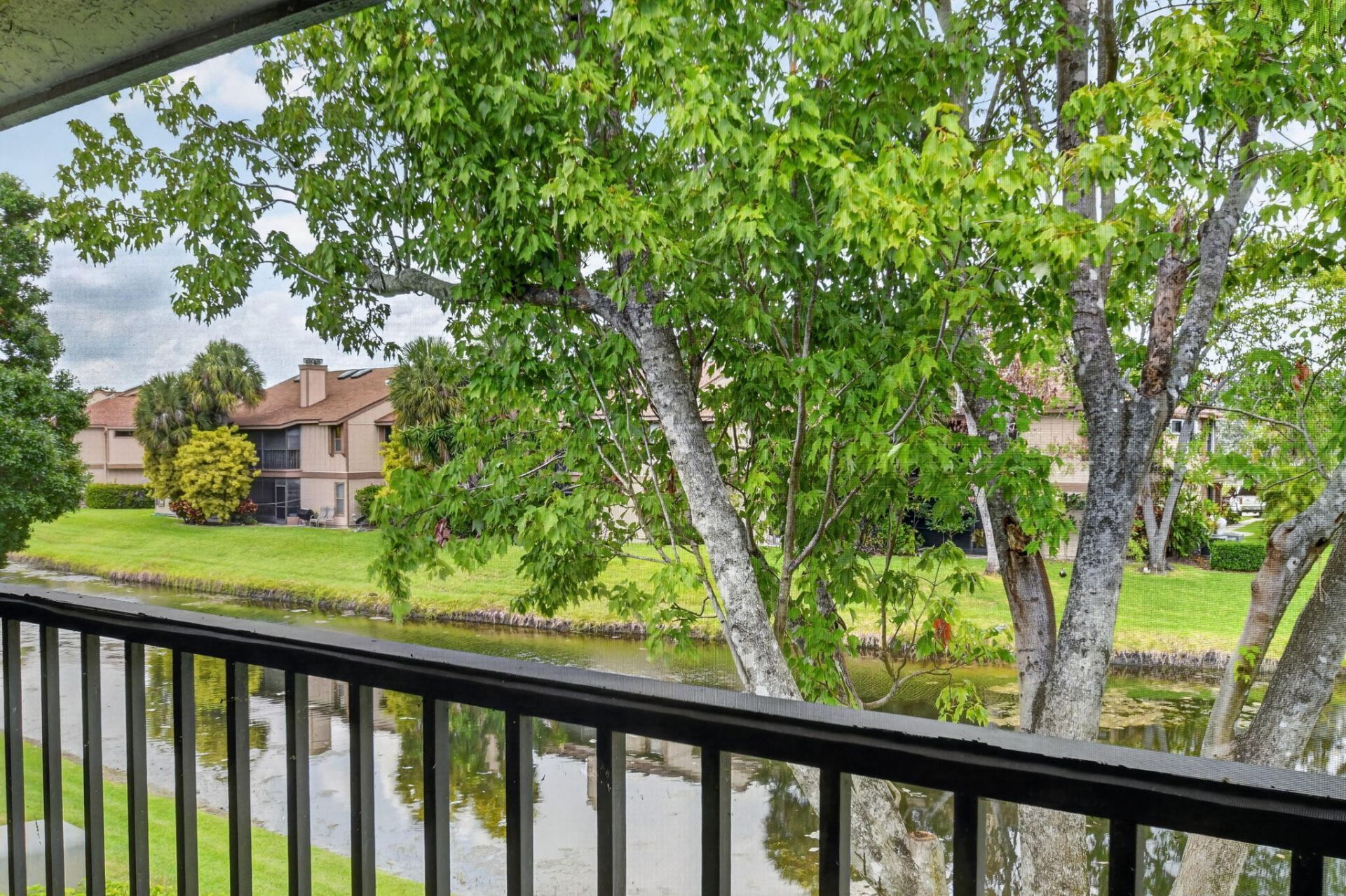 907 Harbour Pointe Way, Greenacres, FL 33413 Photo