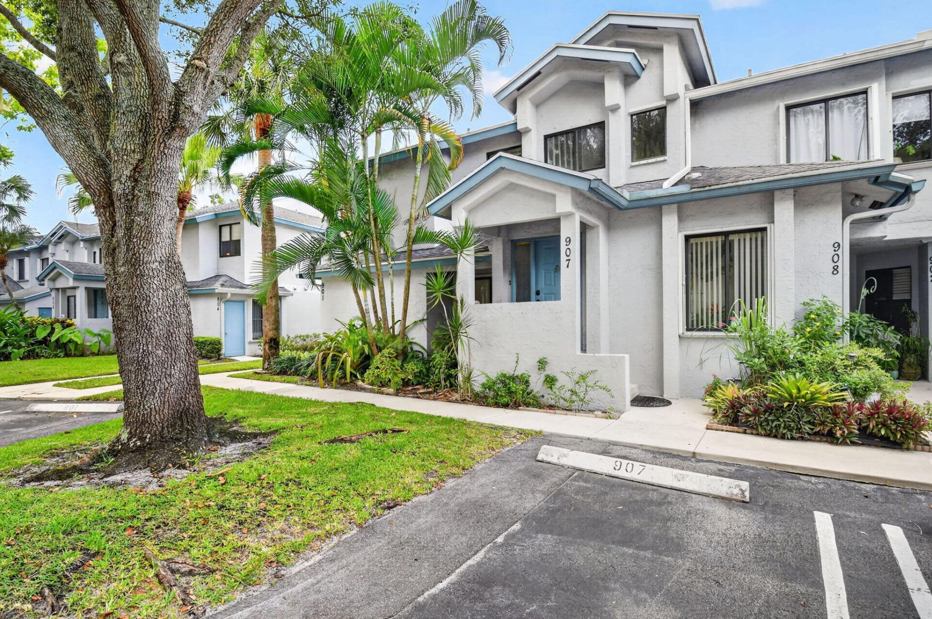 907 Harbour Pointe Way, Greenacres, FL 33413 Photo