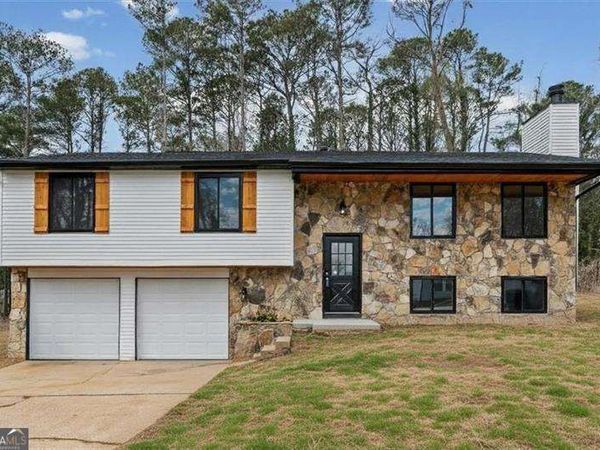 5191 Stone Trace, Stone Mountain, GA 30083