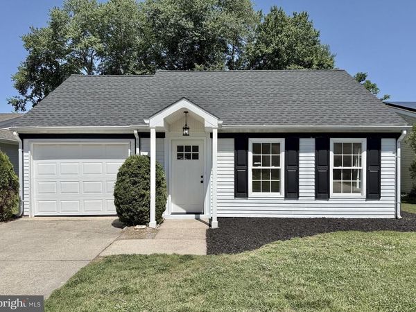 4 HEATHER PLACE, SOUTHAMPTON, NJ 08088