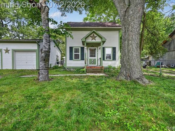 426 Hamblin Street, Owosso, MI 48867
