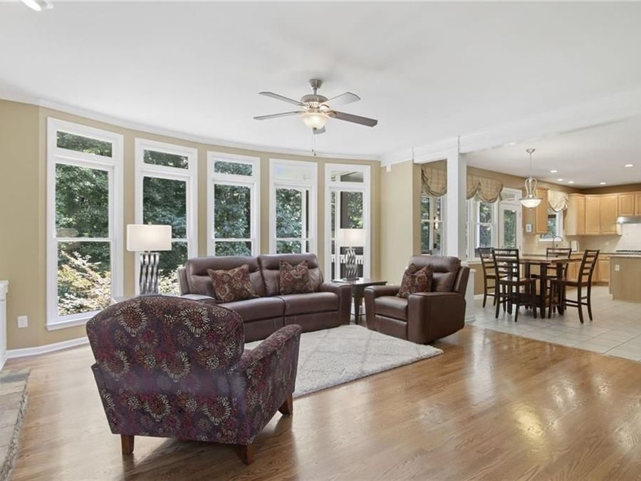 Property Image 6