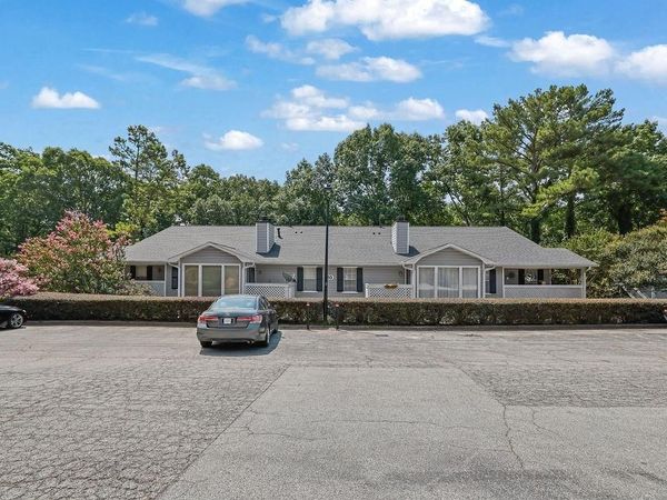 1004 Vicksburg Place , Atlanta, GA 30350