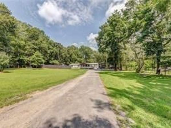 135 Little Creek Lane , Resaca, GA 30735