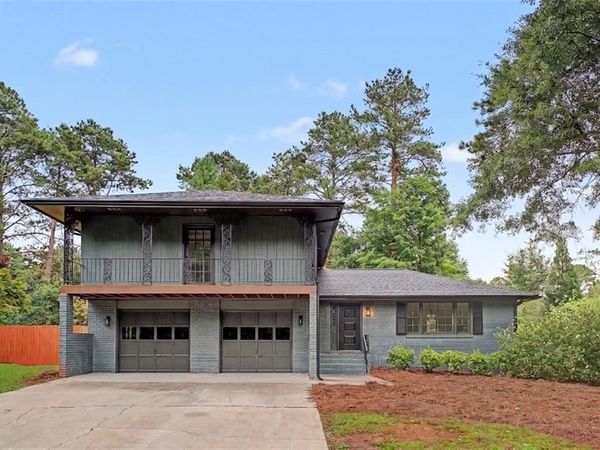 4094 Indian Trace SW, Lilburn, GA 30047