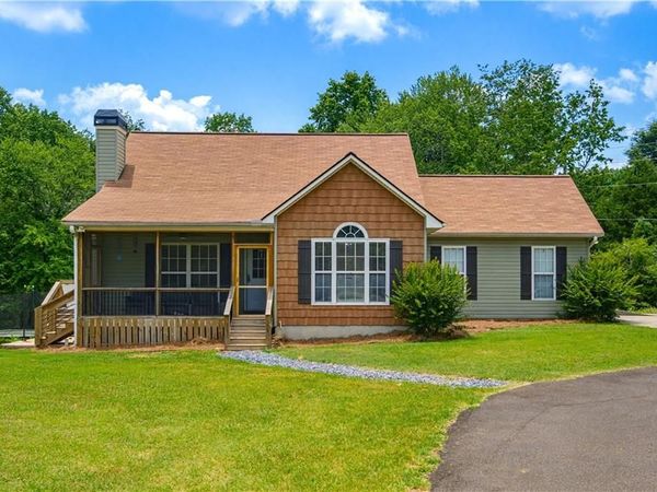 4665 Mount Vernon Road , Gainesville, GA 30506