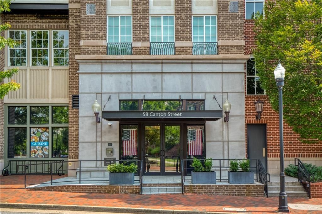 58 Canton Street, Unit 302, Alpharetta, GA 30009 Main Photo