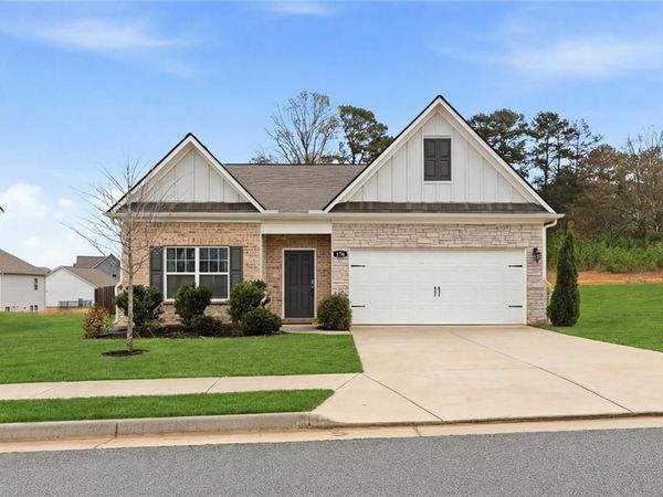 176 Innis Brook Circle, Cartersville, GA 30120