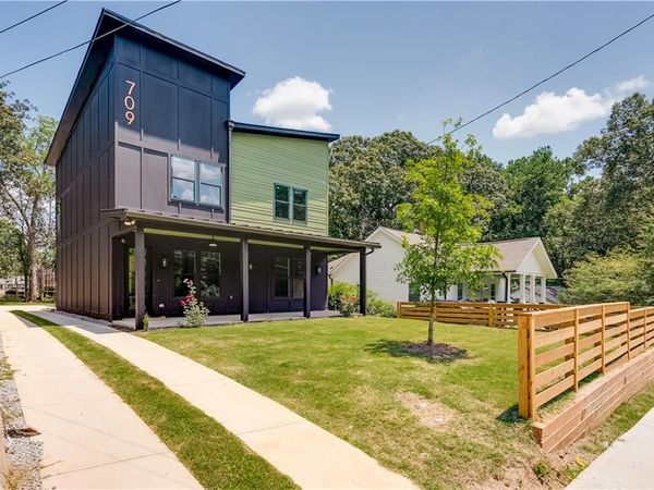 709 Emily Place NW, Atlanta, GA 30318