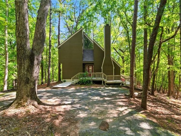 118 Soaring Hawk Circle , Big Canoe, GA 30143