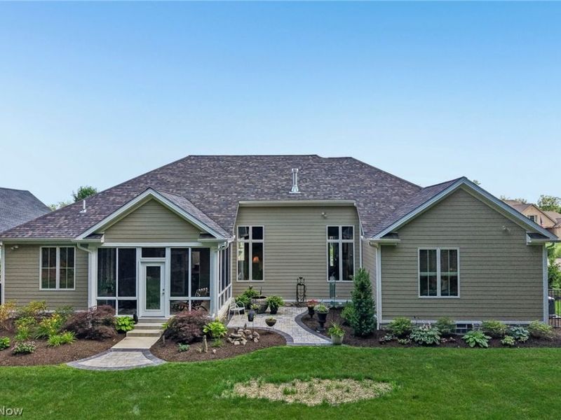 6856 Kyle Ridge Pointe, Canfield, OH 44406 Photo 2