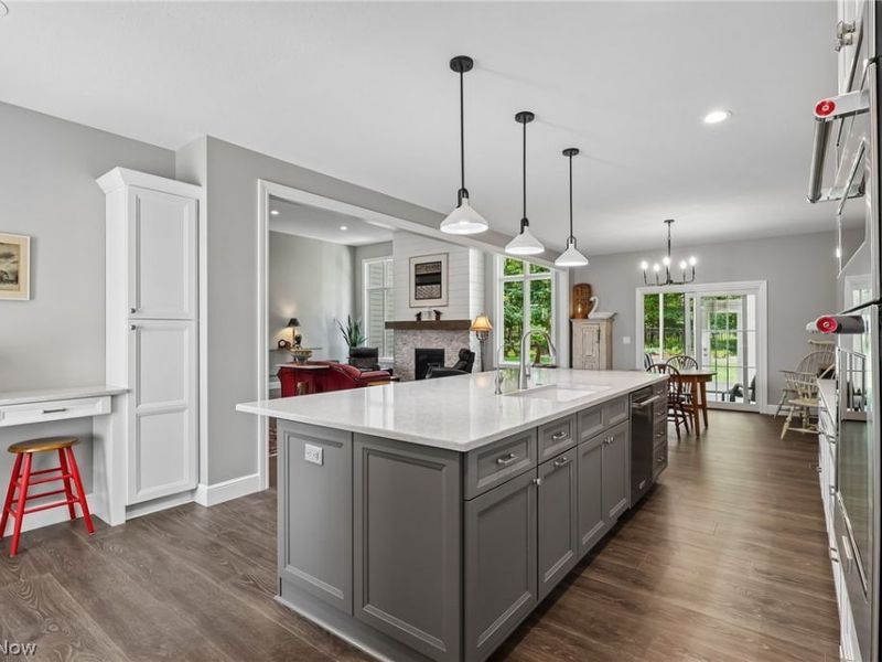 6856 Kyle Ridge Pointe, Canfield, OH 44406 Photo 5
